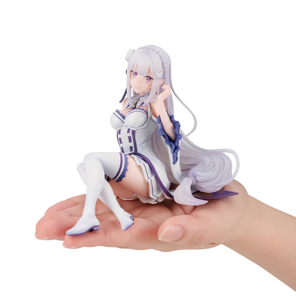 Re:Zero − Starting Life in Another World：掌上EMILIA